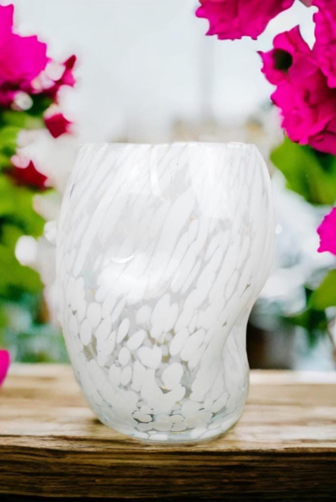 Handmade Mouth Blown Glass Vase: Elegant Home Decor (19cm)