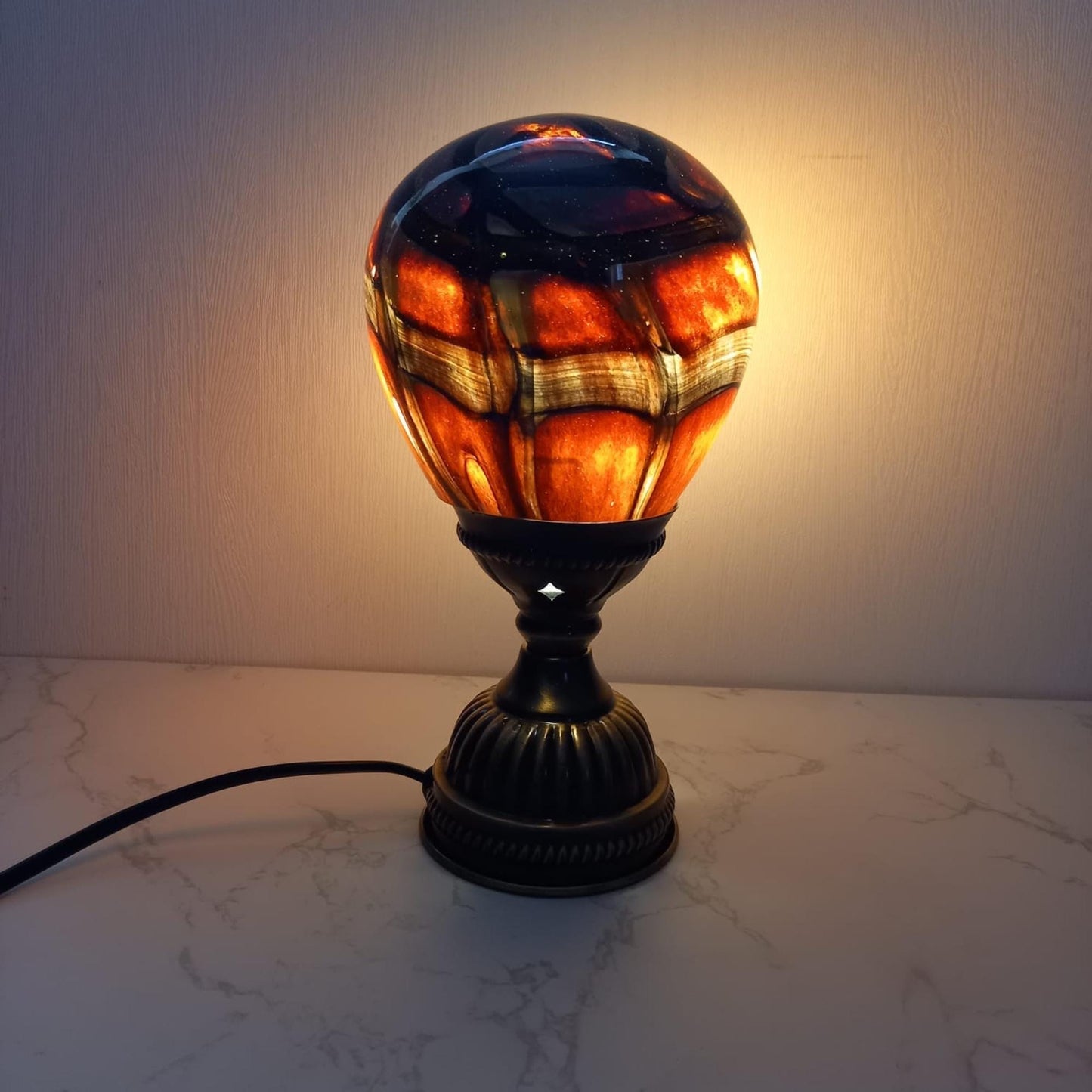 Handcrafted Glass Globe Table Lamp: Antique Style Base, USB Powered