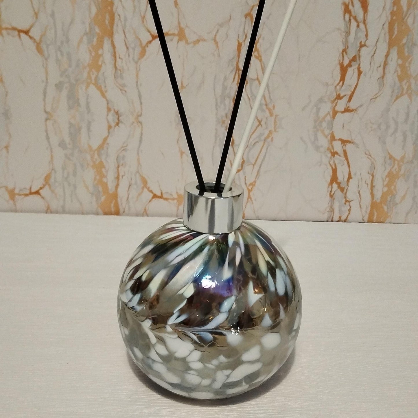 Handcrafted Iridescent Glass Diffuser Lamp with LED Light, Elegant Room Fragrance