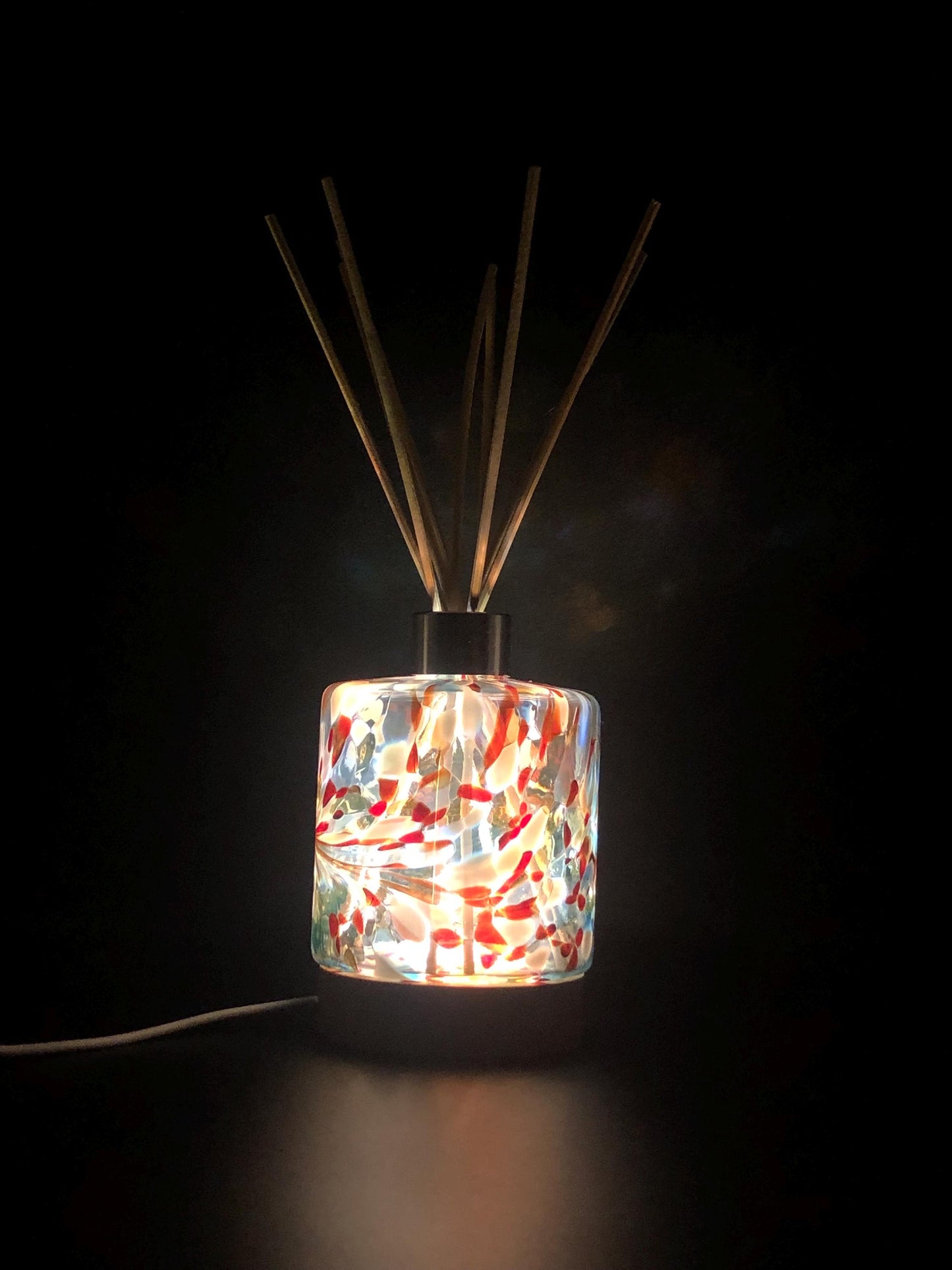 Handcrafted Glass Diffuser Lamp, LED Base, Elegant Home Déco