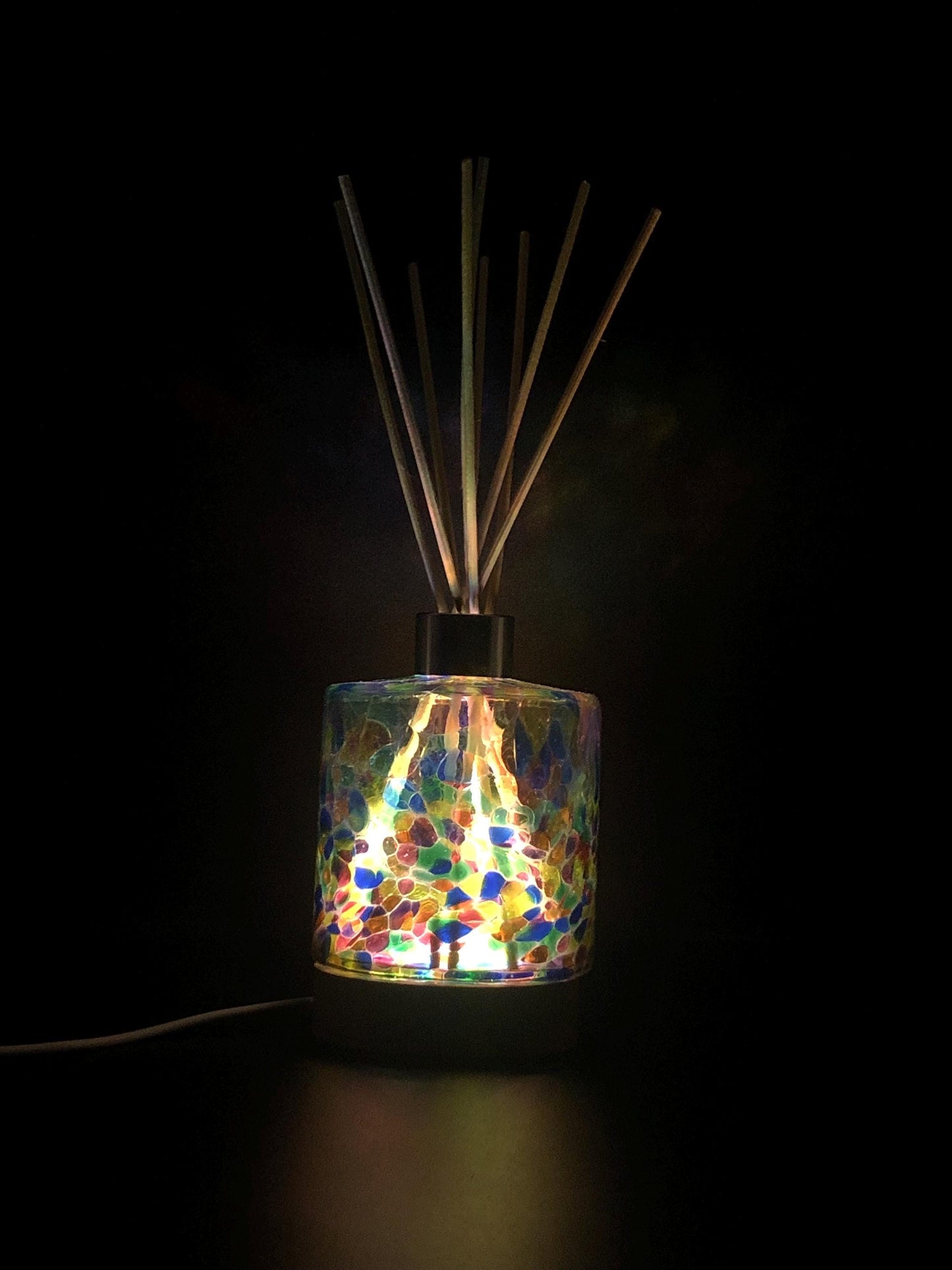 Handcrafted Glass Diffuser Lamp, LED Base, Elegant Home Déco