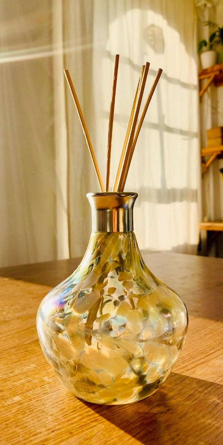 Handmade Iridescent Glass Diffuser Bottle: Artistic Home Aroma Decor