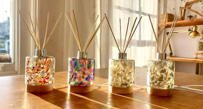 Handcrafted Glass Diffuser Lamp, LED Base, Elegant Home Déco