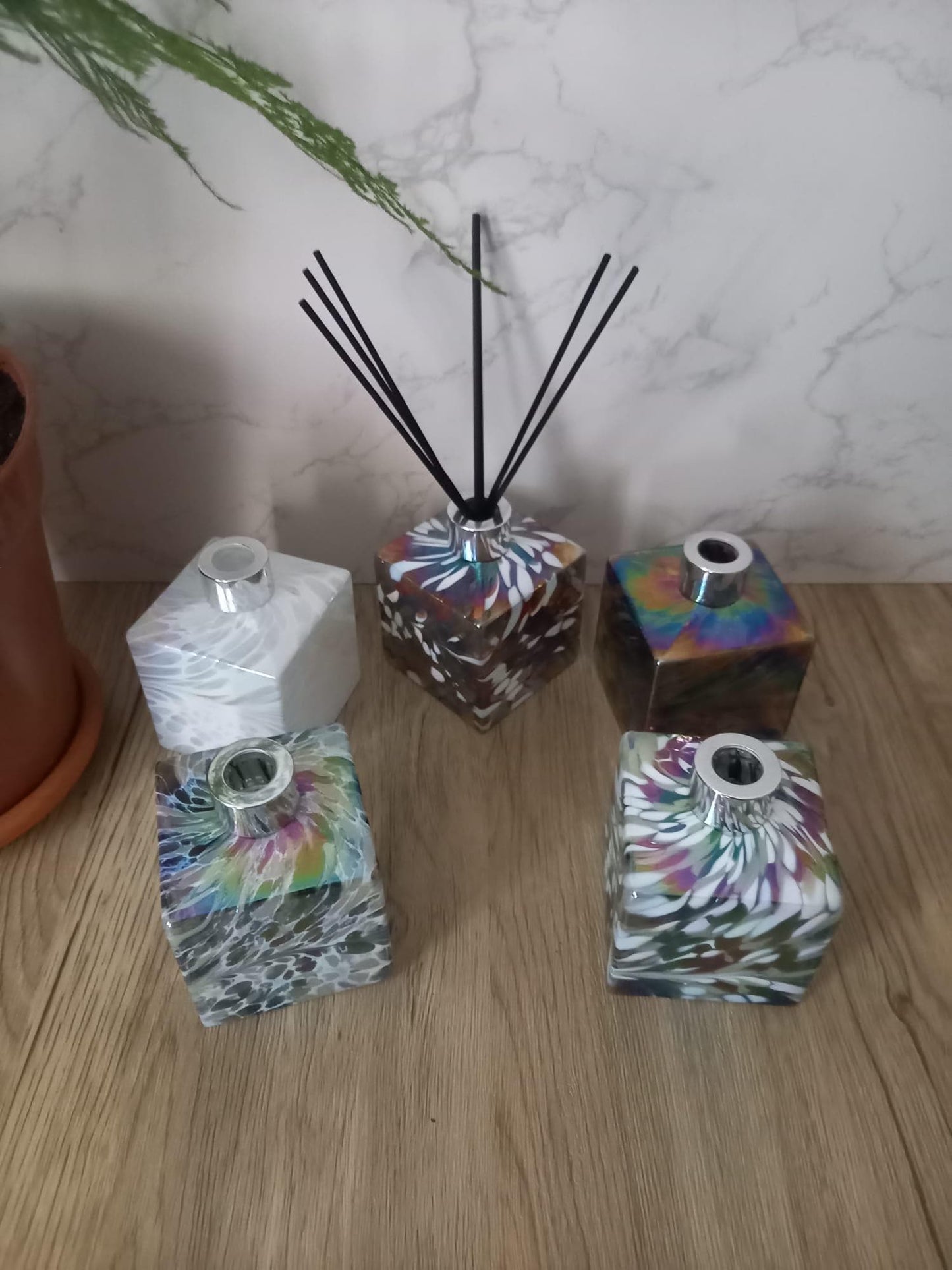 Handcrafted Glass Diffuser Lamp, LED Base, Ideal for Essential Oils