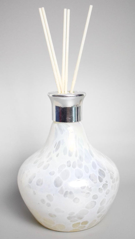 Handmade Iridescent Glass Diffuser: Artistic Aroma Decor